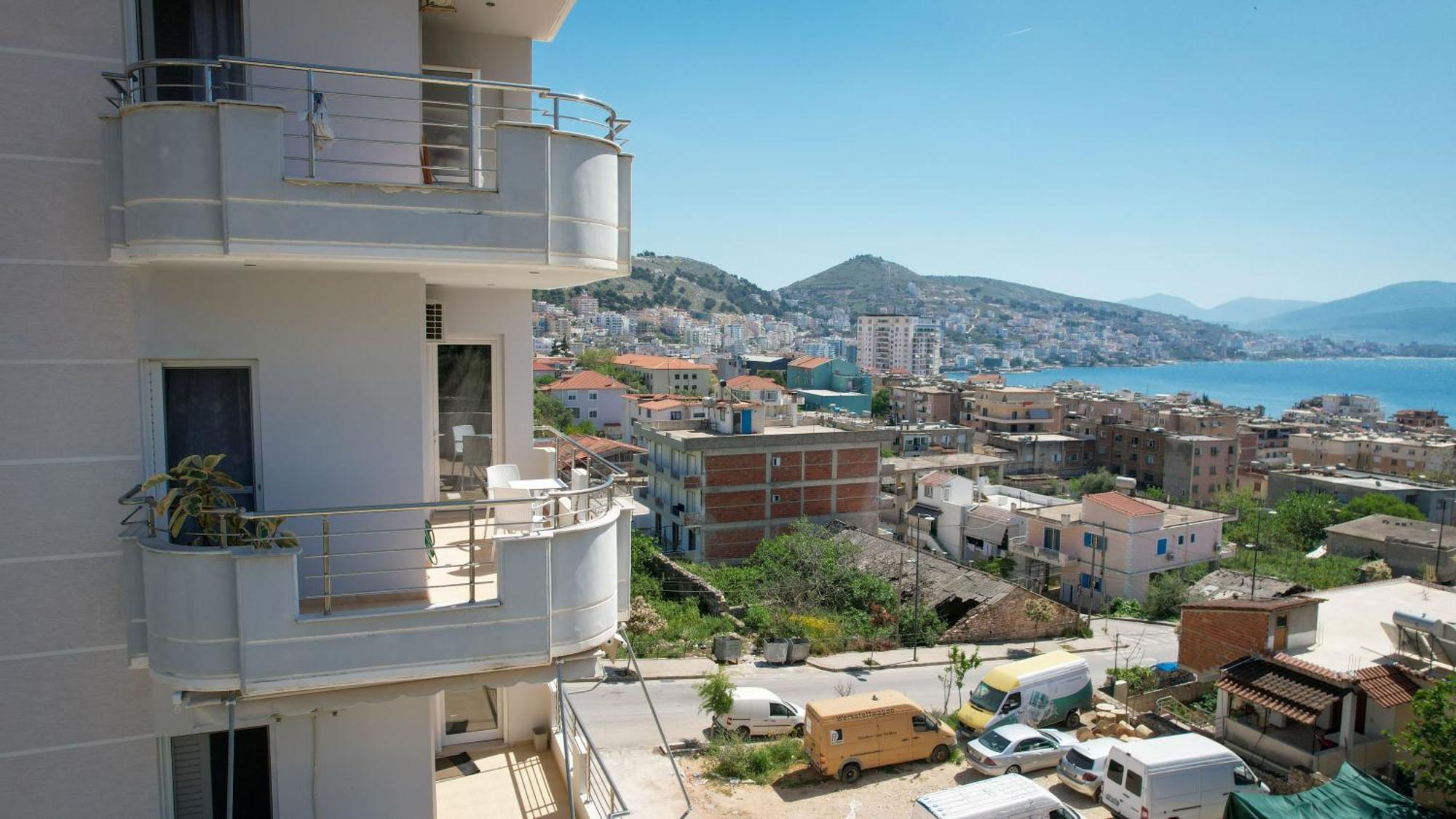 Aldisen Apartment Саранда Екстер'єр фото