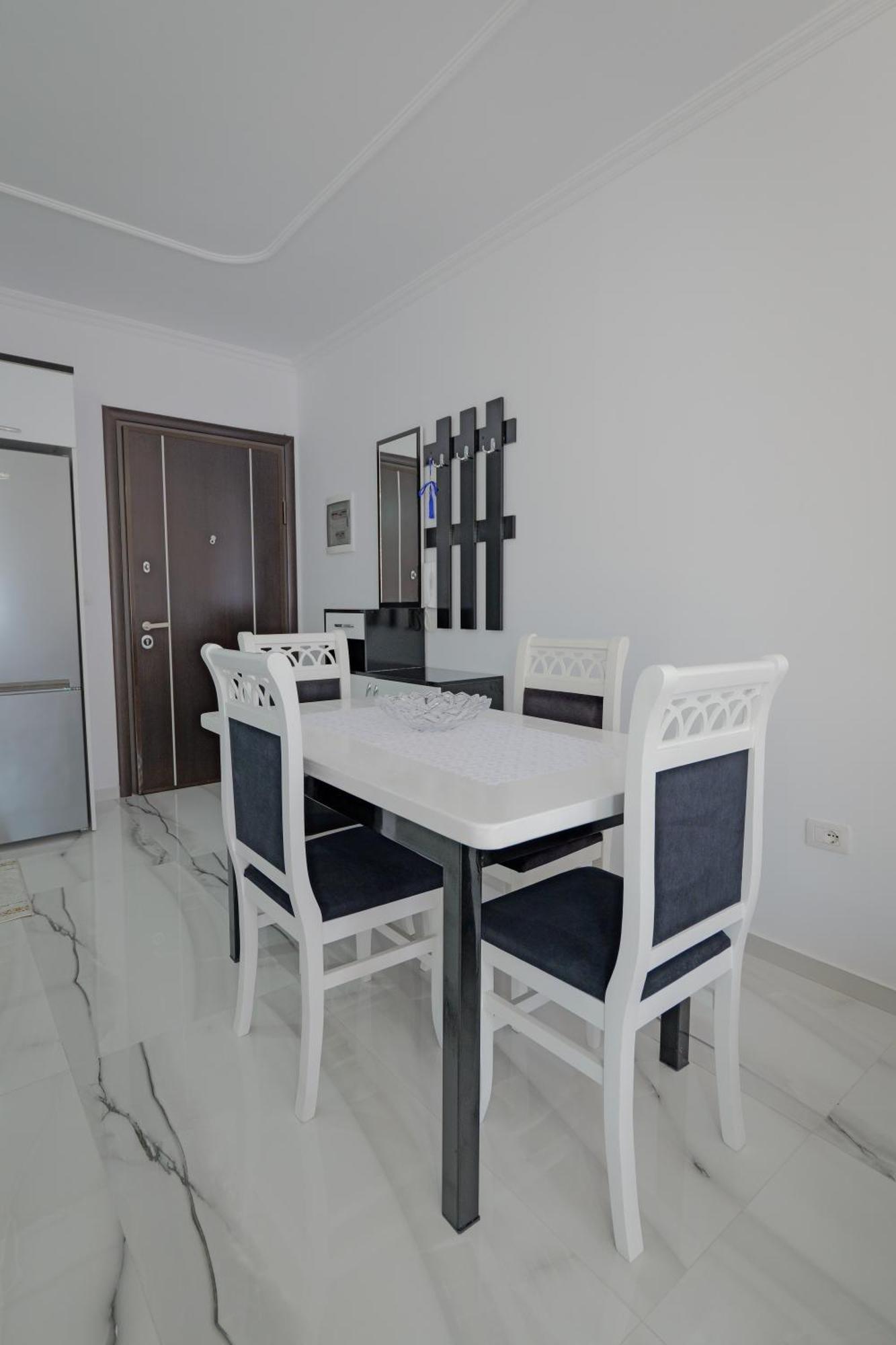 Aldisen Apartment Саранда Екстер'єр фото